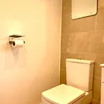 펜션 One Bedroom Garden Centre *